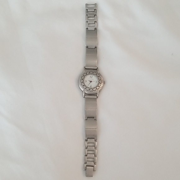 COLLECTIONS Heart Face Silver Tone Watch - Picture 5 of 5